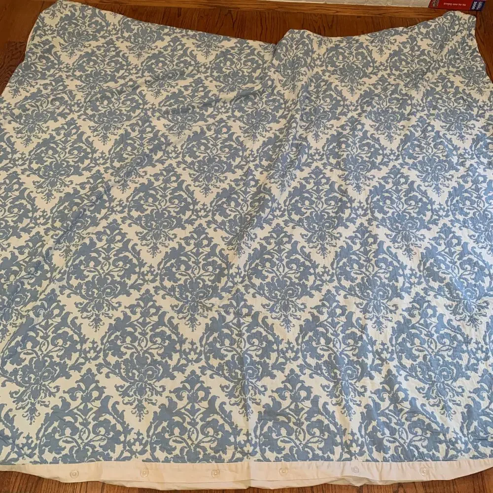 Pottery Barn Jacquard Medallion Duvet Cover w/ Two Standard Shams | Full/Queen - Picture 6 of 16
